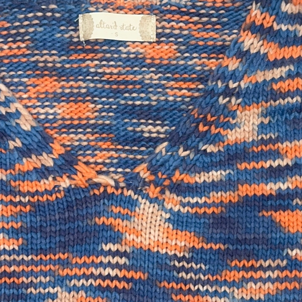 Altar’d State Blue Orange Soft V-Neck Balloon Sleeves Small - Picture 7 of 7